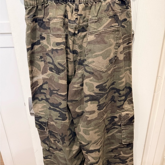 Shein Camo Cargo Pants XL High Rise Wide Leg Utility Street Style - Picture 3 of 4